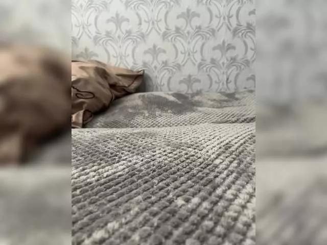 -Kiss-me-a from BongaCams is Freechat