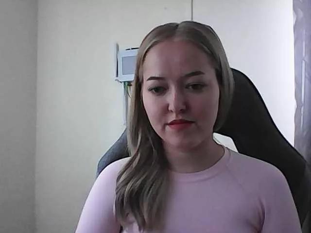 -Sweet-smile- from BongaCams is Freechat