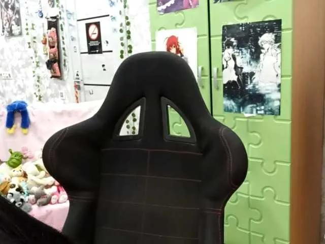 AdamBolander from BongaCams