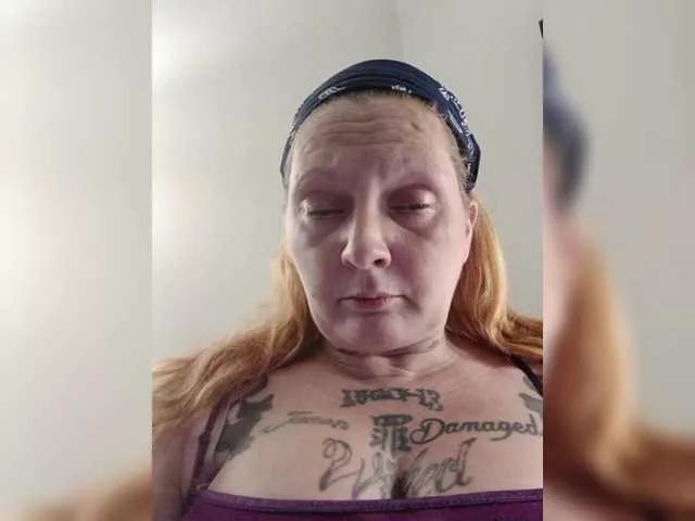 Adelaideskyy from BongaCams is Freechat