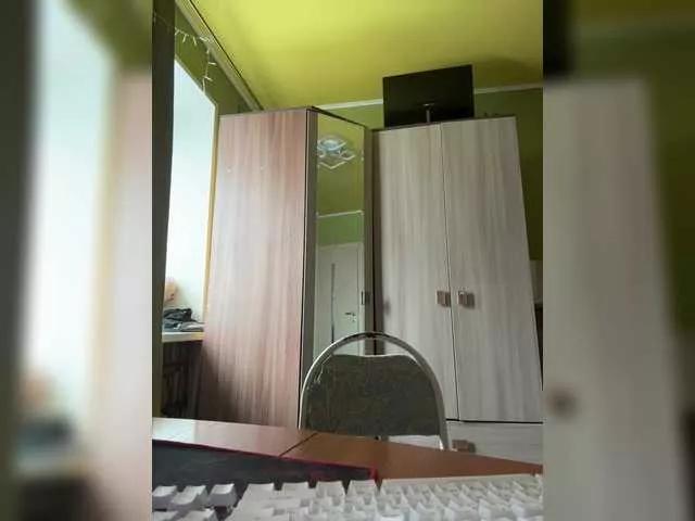 Advaya from BongaCams