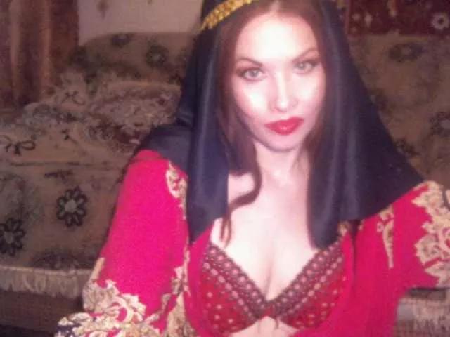 alanaastra from BongaCams