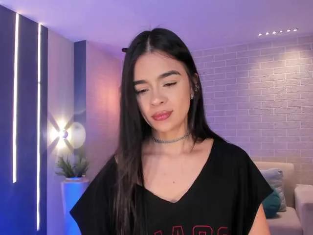 AlanaCraft from BongaCams