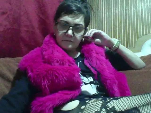 AlanaXDream from BongaCams