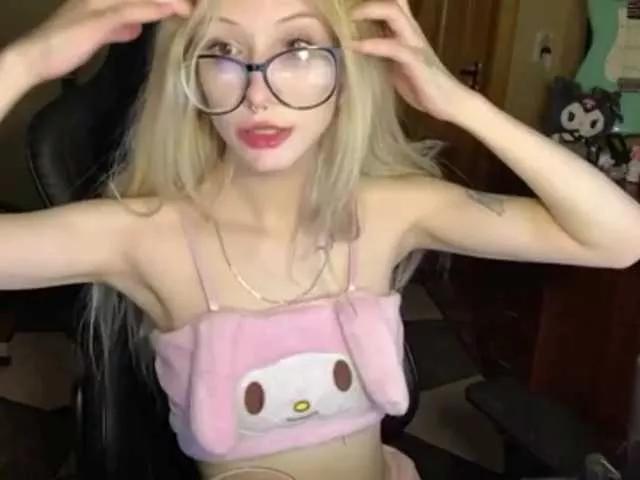 Checkout girls naked models with similar nickname. Cute sexy Free Models.