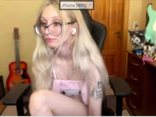 AlexisMuur from BongaCams is Freechat