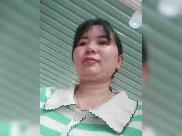 Alibabalove from BongaCams is Freechat