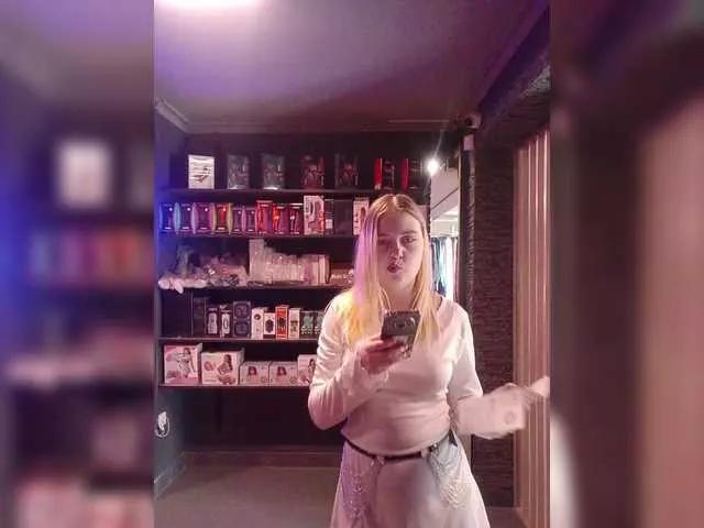 AliciaSvip from BongaCams