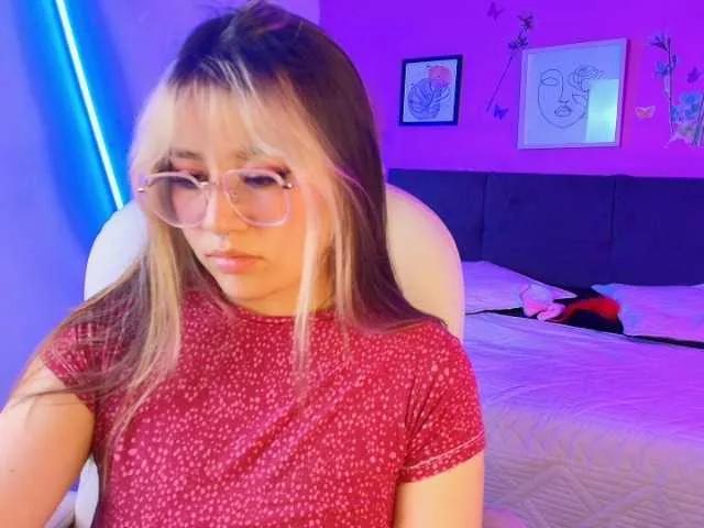Aliiceyong from BongaCams