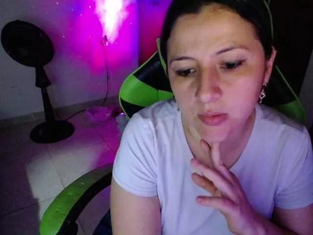 allisonbaby from BongaCams is Freechat