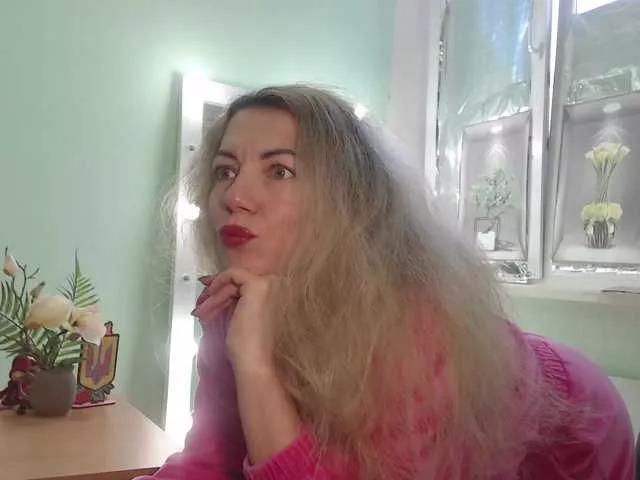Almaz2023 from BongaCams
