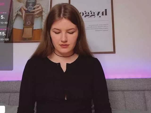 Alwaysfrida from BongaCams