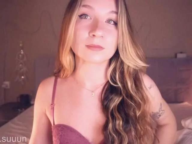 alyyyson from BongaCams