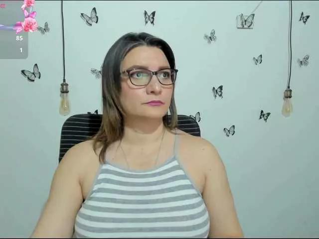 Amie-Adams82 from BongaCams is Freechat