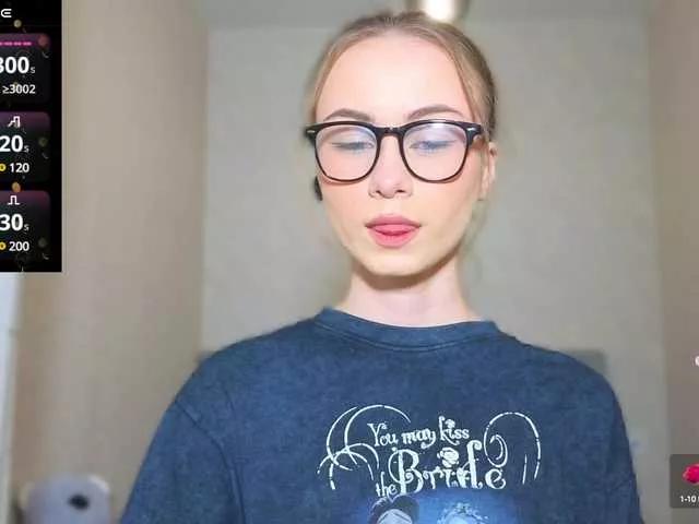 Checkout girls naked models with similar nickname. Cute sexy Free Models.