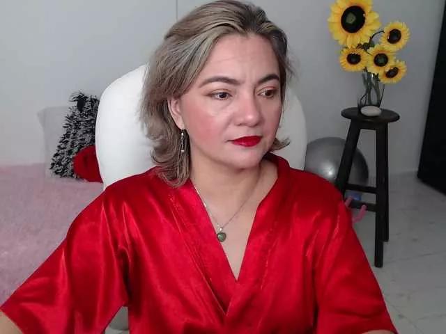 ana-milf from BongaCams