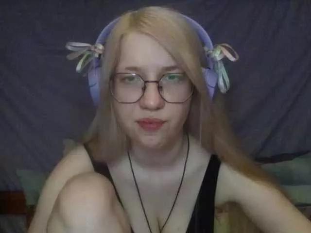 anadewitt from BongaCams