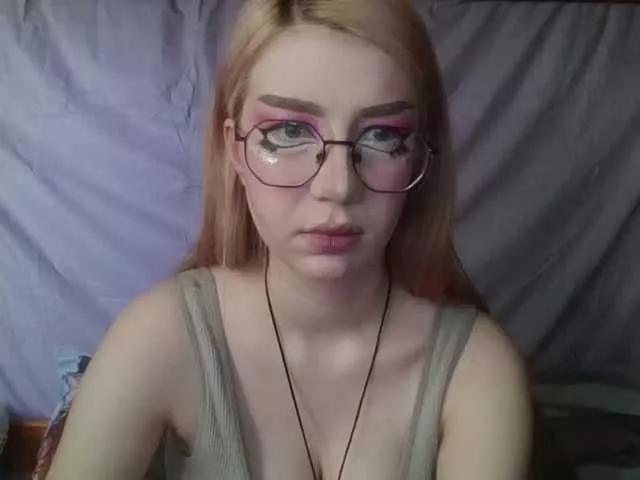 anadewitt from BongaCams