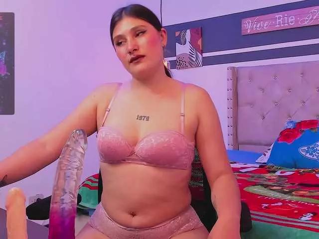 AnahiRose from BongaCams