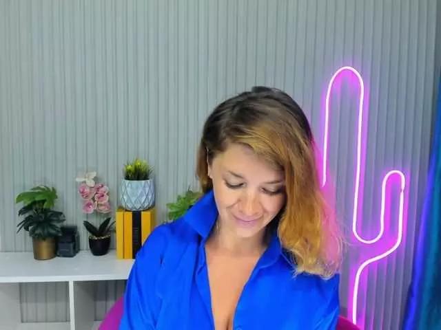 AnaMills from BongaCams