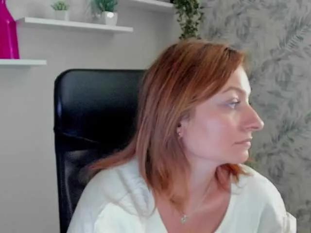 angelaLove13 from BongaCams is Freechat