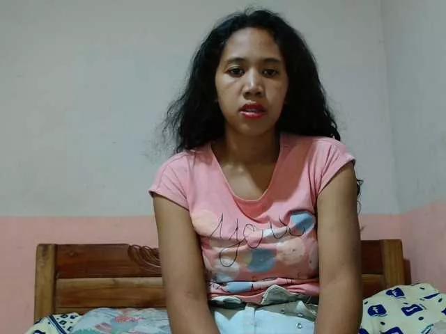 Annaha from BongaCams