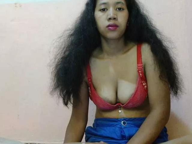 Annaha from BongaCams