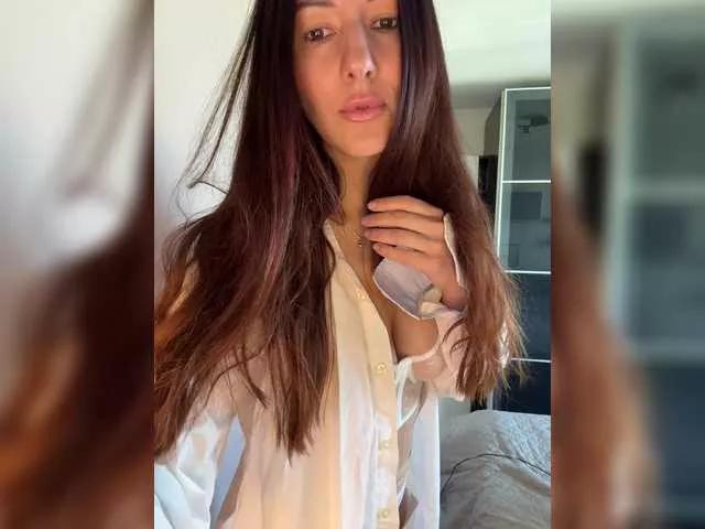 AnnaMilena from BongaCams
