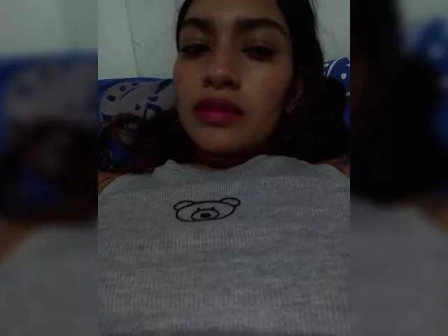 annie-19 from BongaCams