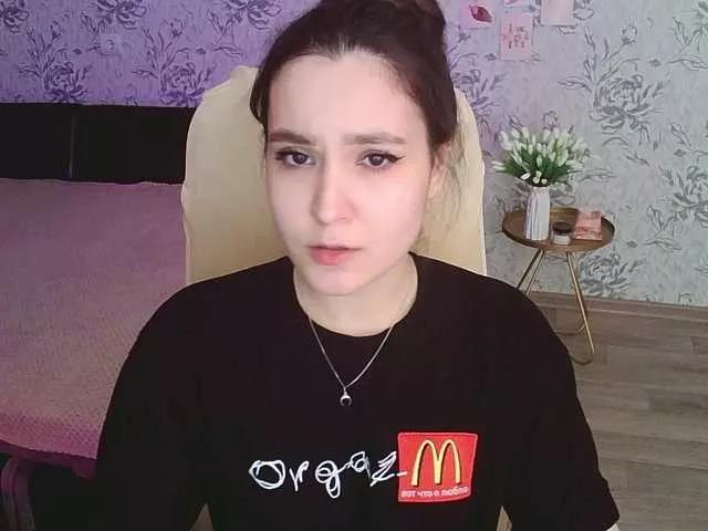 annie-fleur from BongaCams