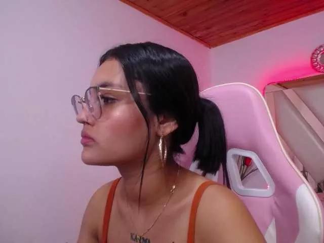antonellasweetlittle from BongaCams is Freechat