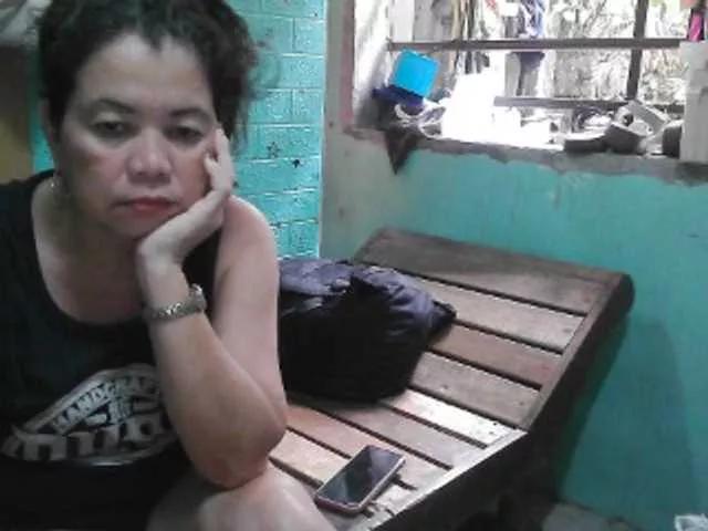 Ariana08 from BongaCams