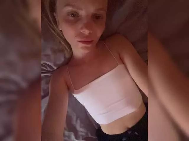 Ariana25 from BongaCams is Freechat