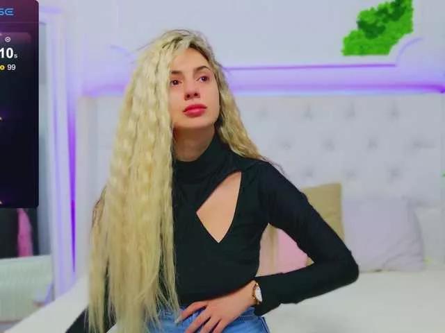 AriannaSins from BongaCams