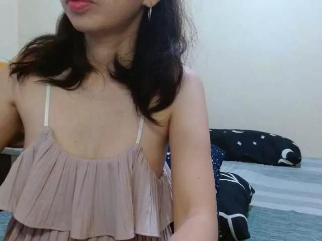 ArianneHeart from BongaCams