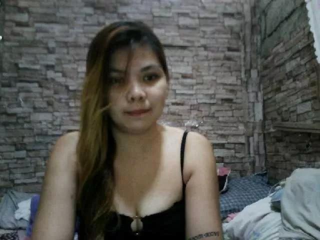 AsianXsexBomb from BongaCams