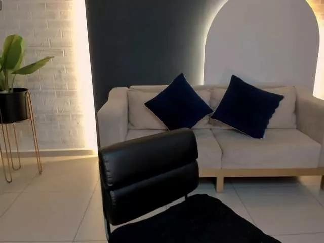 AvaWinters from BongaCams