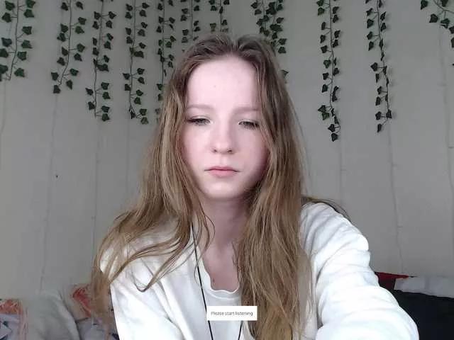 b4by-Emilia from BongaCams