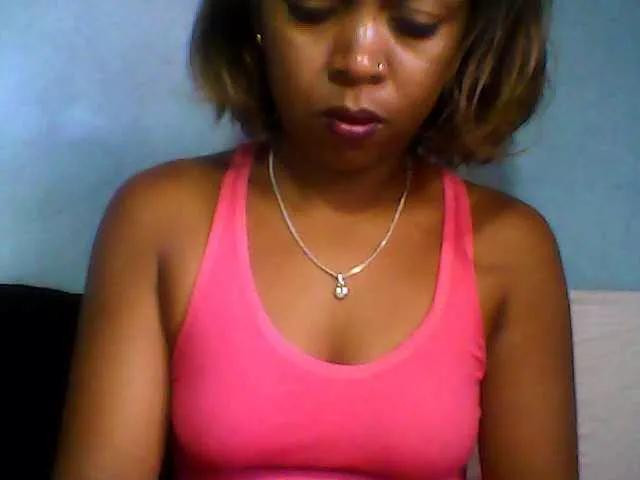 Baby-giiirl23 from BongaCams