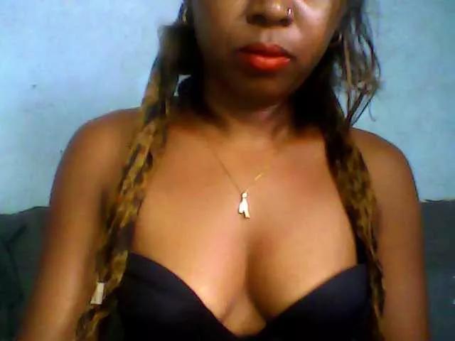 Baby-giiirl23 from BongaCams