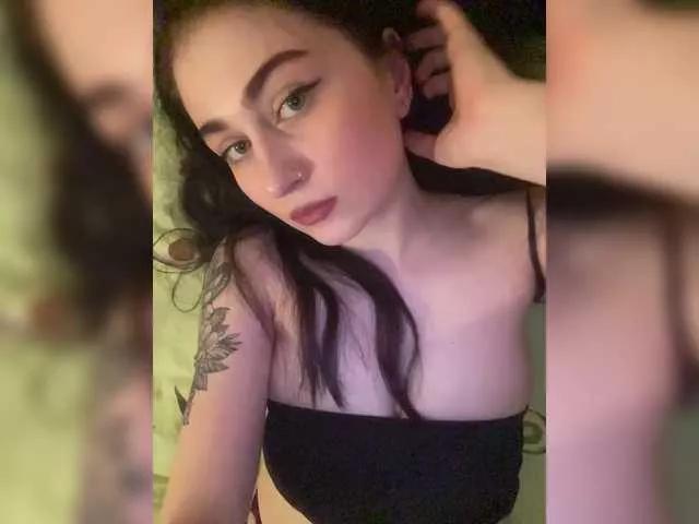 BabyMilia717 from BongaCams