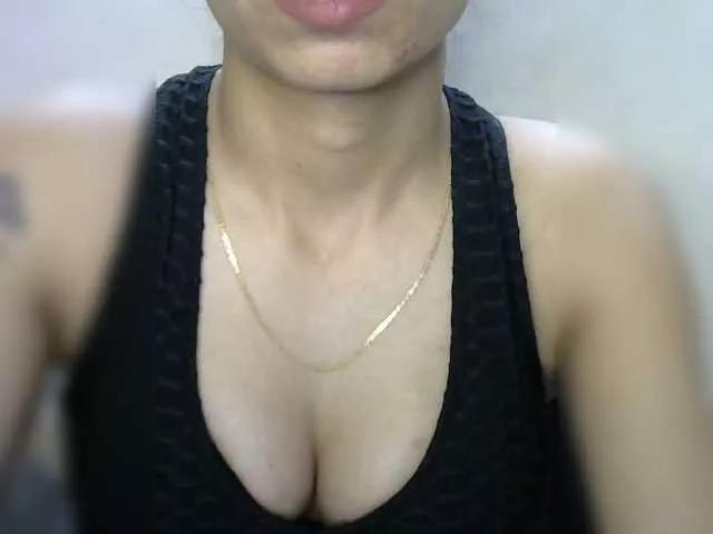 Babyniaa from BongaCams