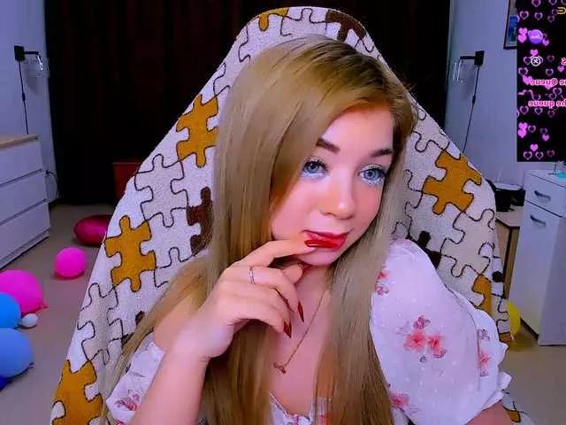 BabyNicole from BongaCams