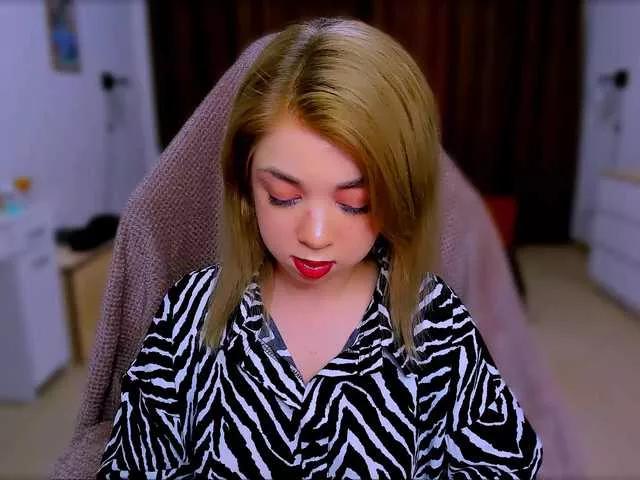 BabyNicole from BongaCams