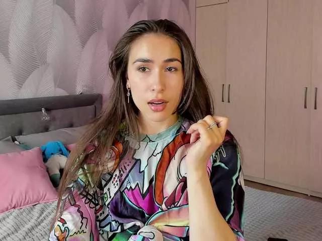 Bambiiiii from BongaCams