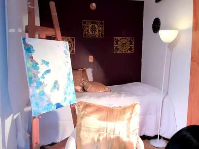 Bella-mwc from BongaCams