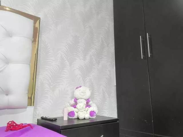 bellagatica from BongaCams
