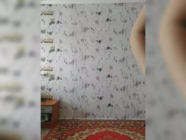 Bette-Rossi from BongaCams