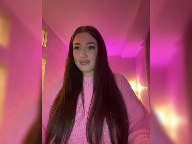 BettyBoom13 from BongaCams