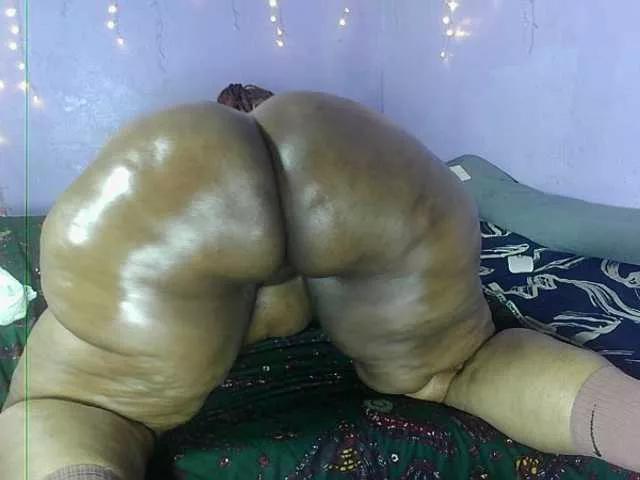 Big-Ass-Wilma from BongaCams is Freechat